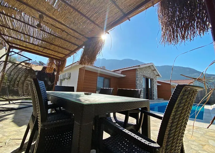 Tlos Yali 3+1 Villa, Oezel Havuzlu, Фетхие