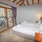 Tlos Yali 3+1 Villa, Oezel Havuzlu, Villa